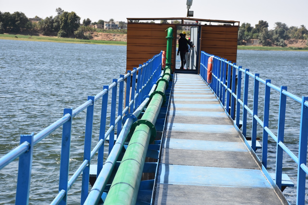 مياه الأقصر تعلن تشغيل آبار جديدة لمشروع الترشيح على ضفاف النيل (4)