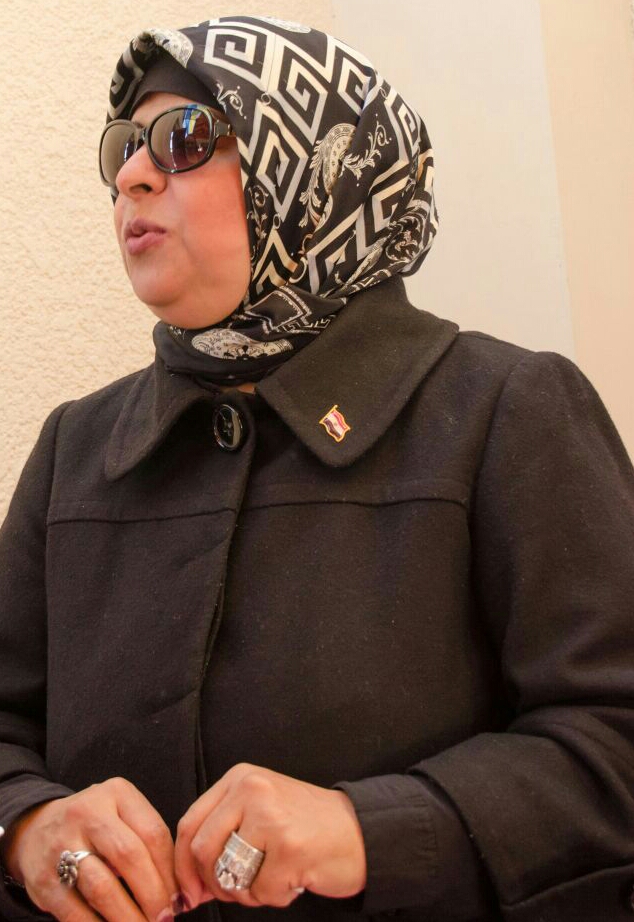 الدكتور نانا زويل شقيقة العالم الجليل زويل الدكتور نانا زويل شقيقة العالم الجليل زويل