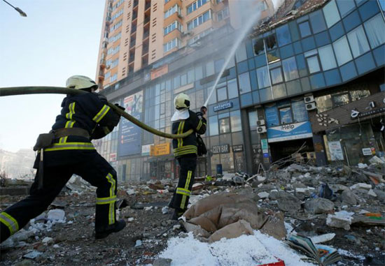الدمار والخراب حل بالمدن الأوكرانية