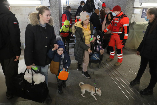 وصول اللاجئين الأوكران إلى بولندا