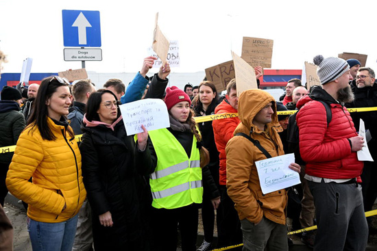 مطالبات واحتجاجات الأوكرانيين