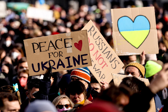 لافتات تضامن مع أوكرانيا