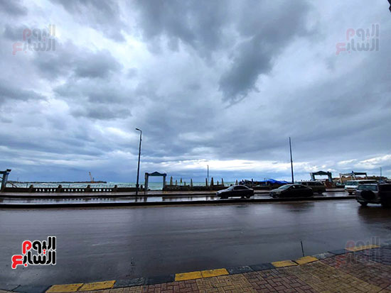 إطلالة-أوروبية-وحكاية-عشق-تسحر-القلوب-(13)