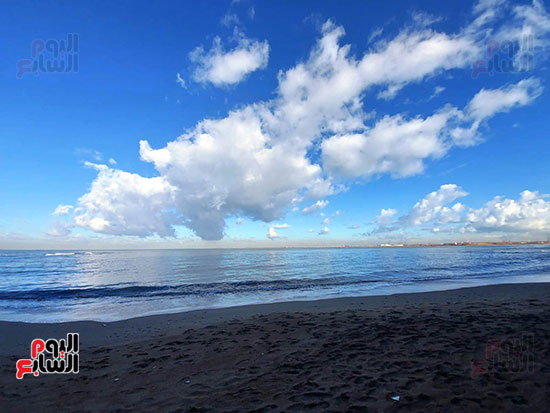 إطلالة-أوروبية-وحكاية-عشق-تسحر-القلوب-(3)