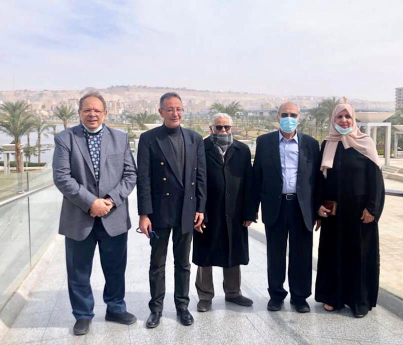 خلال الزيارة