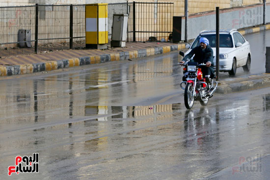 أمطار متفاوتة الشدة تضرب القاهرة والجيزة (6)