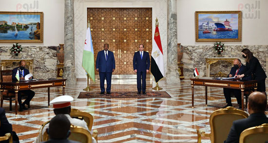 الرئيس السيسي ونظيره الجيبوتي يبحثان العلاقات الثنائية بين البلدين