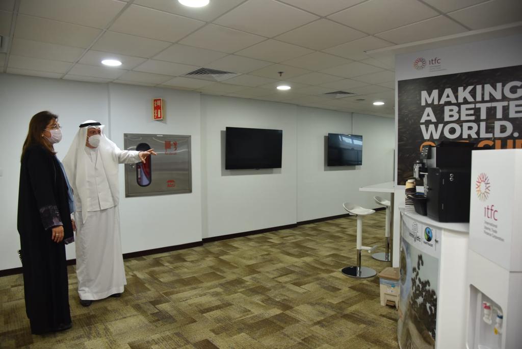 تفقد الوزيرة لنقر البنك الاسلامى