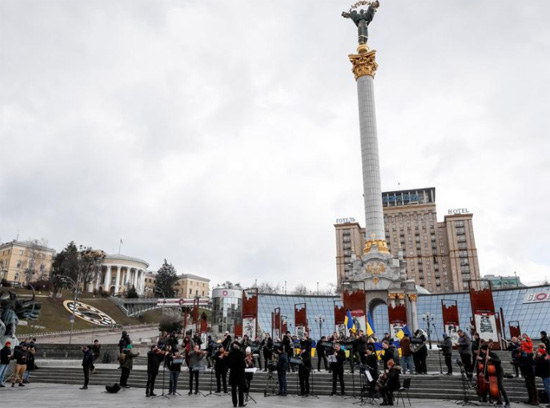 عرض الحفل الموسيقي في ساحة الاستقلال وسط كييف