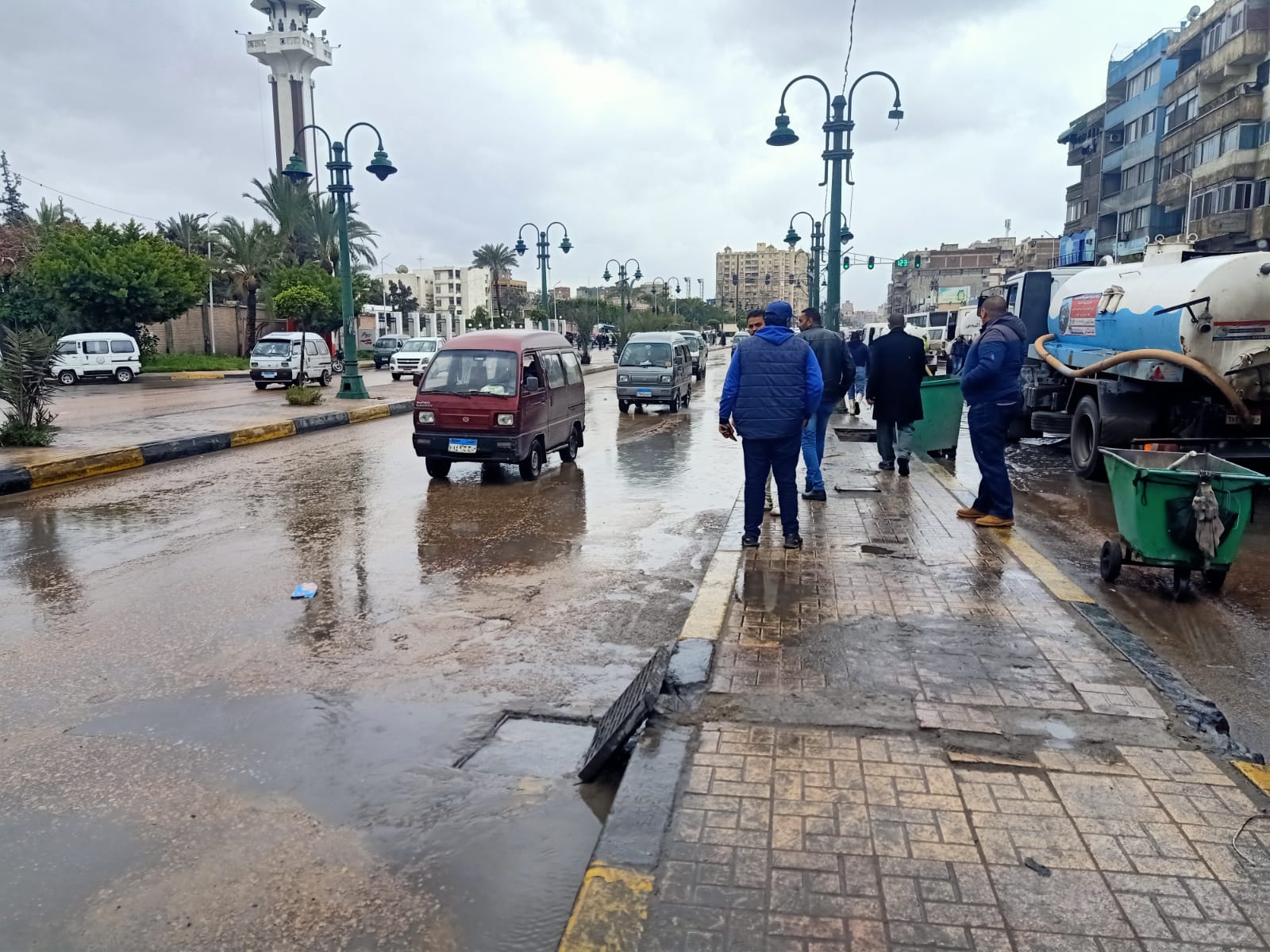 تصريف تراكمات مياه الأمطار بالإسكندرية (4)