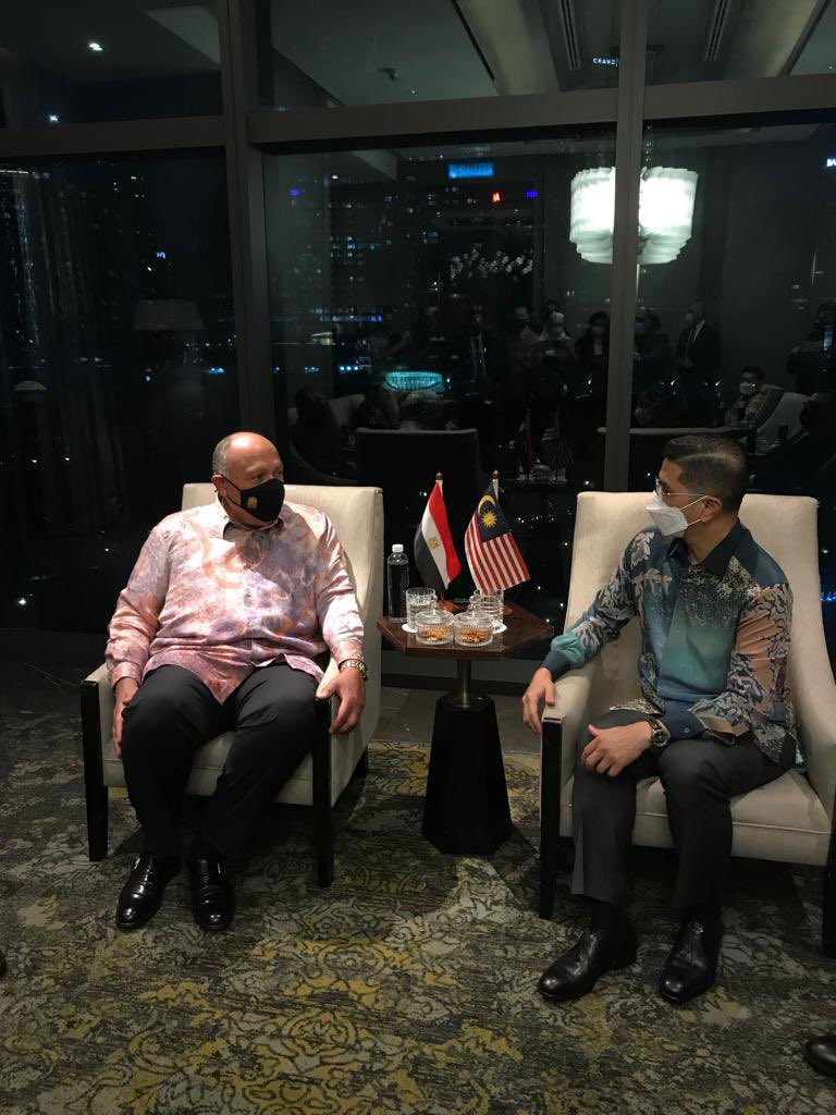 الوزير الأول الماليزي يستقبل وزير الخارجية سامح شكري