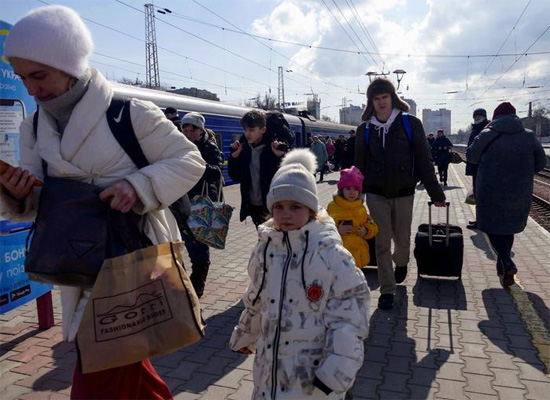 لاجئين أوكرانيا (8)