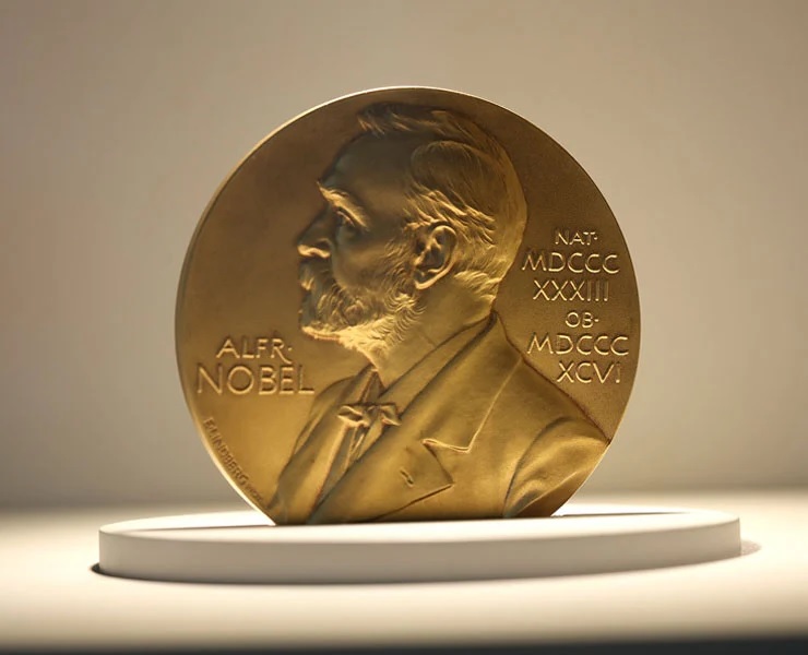 جائزة نوبل للآداب