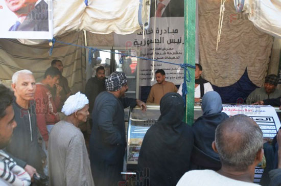 الاسعار-المخفضة-تجذب-الجميع-بالمعرض الاسعار-المخفضة-تجذب-الجميع-بالمعرض