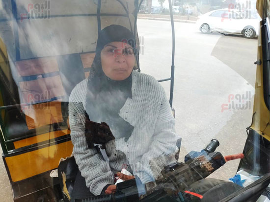 -السيدة-أم-حماده-من-مدينة-المحلة-الكبرى-بمحافظة-الغربية-والتي-تعمل-سائق-توك-توك-(5)