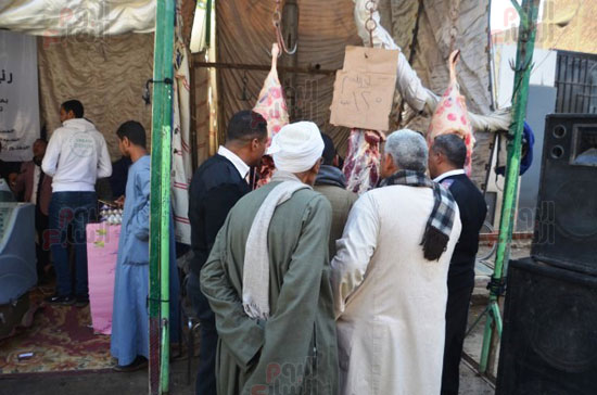 التوافد-من-الاهالى-على-معرض-اهلا-رمضان-باسنا التوافد-من-الاهالى-على-معرض-اهلا-رمضان-باسنا