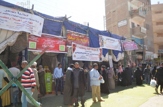 توافد-اهالى-اسنا-على-معرض-اهلا-رمضان توافد-اهالى-اسنا-على-معرض-اهلا-رمضان