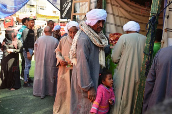 الاقبال-على-معرض-اهلا-رمضان-باسنا الاقبال-على-معرض-اهلا-رمضان-باسنا