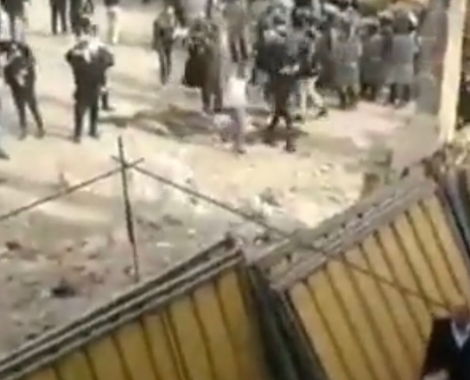 صور للفيديو المزعوم (3)