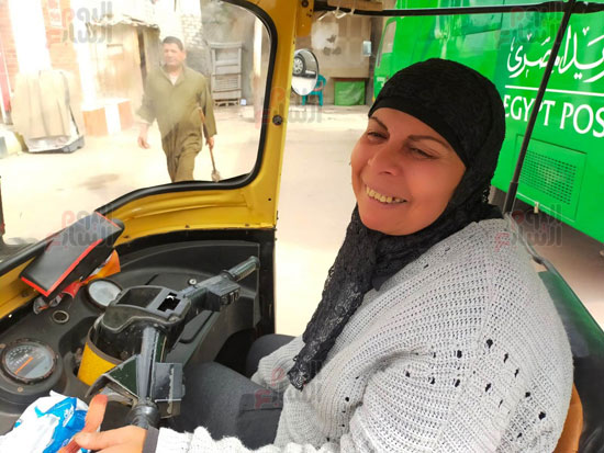 -السيدة-أم-حماده-من-مدينة-المحلة-الكبرى-بمحافظة-الغربية-والتي-تعمل-سائق-توك-توك-(3)