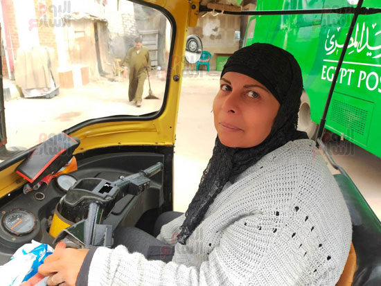 -السيدة-أم-حماده-من-مدينة-المحلة-الكبرى-بمحافظة-الغربية-والتي-تعمل-سائق-توك-توك-(1)