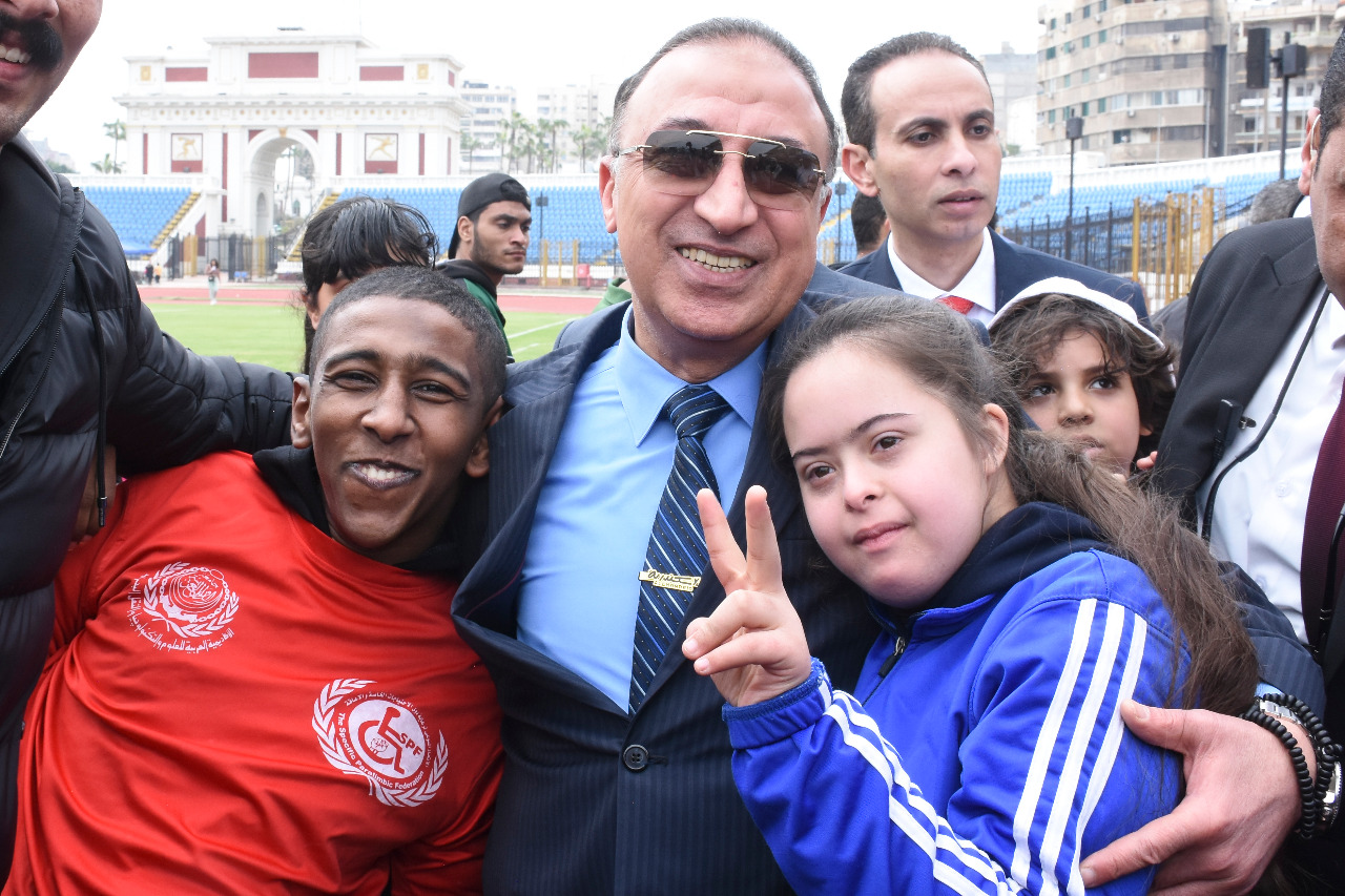  محافظ الإسكندرية يطلق إشارة بدء فعاليات مسابقات الأولمبياد الخاص بالمحافظة (1)
