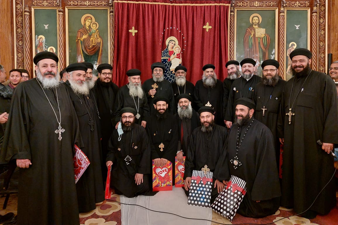 إيبارشية إسنا وأرمنت تحتفل باليوبيل الفضي لرسامة الكهنوت (1)