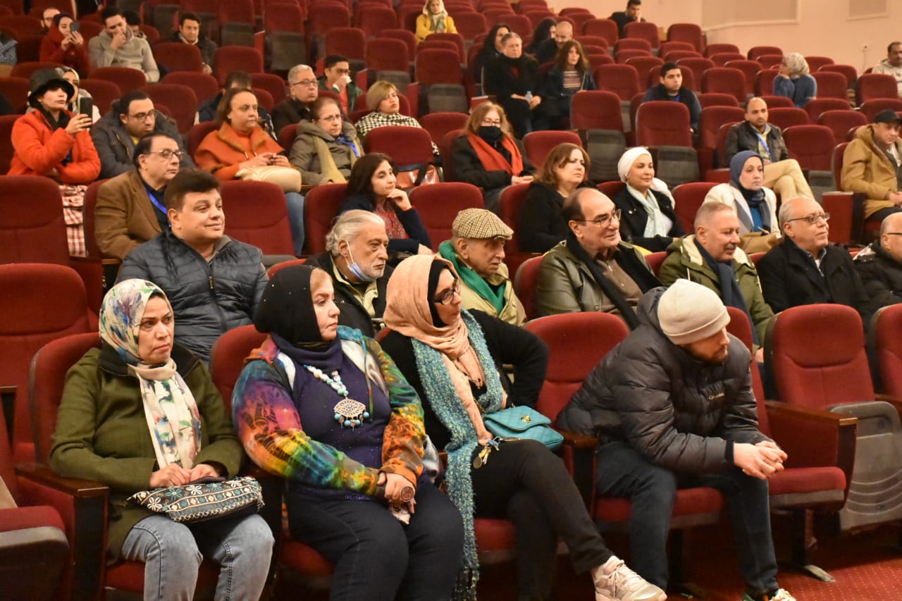 رمحمود مبروك بمهرجان الإسماعيلية ندرس انشاء مركز أفلام وثائقية للافلام التسجيلية الخاصة بالآثار (4)