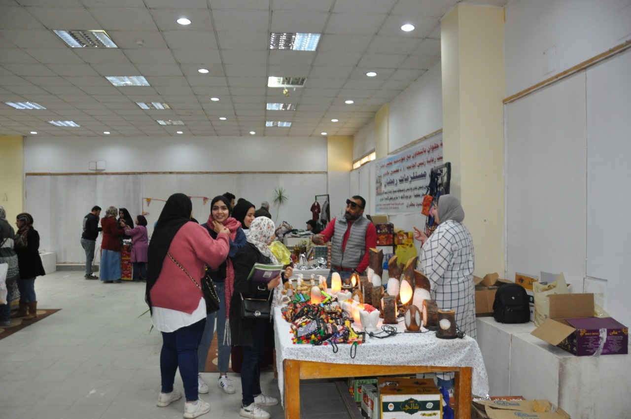 افتتاح معرض لبيع  مستلزمات رمضان