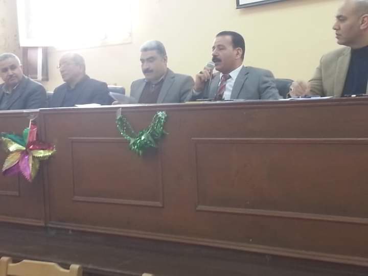 مناقشة ضوابط توريد القمح