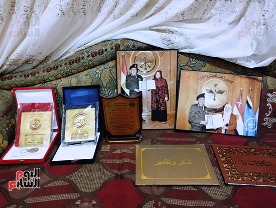 تكريم وحيدة