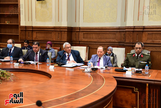  اجتماع لجنة الادارة المحلية برئاسة المهندس أحمد السجيني رئيس اللجنة  (8)