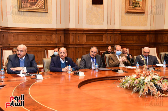  اجتماع لجنة الادارة المحلية برئاسة المهندس أحمد السجيني رئيس اللجنة  (3)