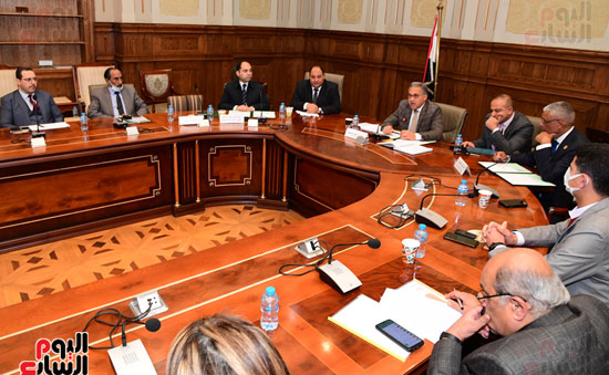  اجتماع لجنة الادارة المحلية برئاسة المهندس أحمد السجيني رئيس اللجنة  (1)