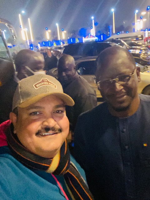 السفير السنغالى ووفد إعلامىً يصلون مطار القاهرة لإستقبال منتخب السنغال (8)