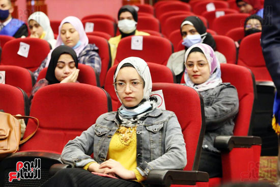 مؤتمر بكلية الاعلام جامعة الازهر (26)