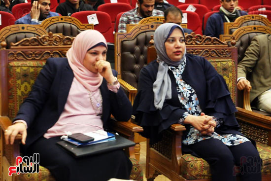 مؤتمر بكلية الاعلام جامعة الازهر (20)