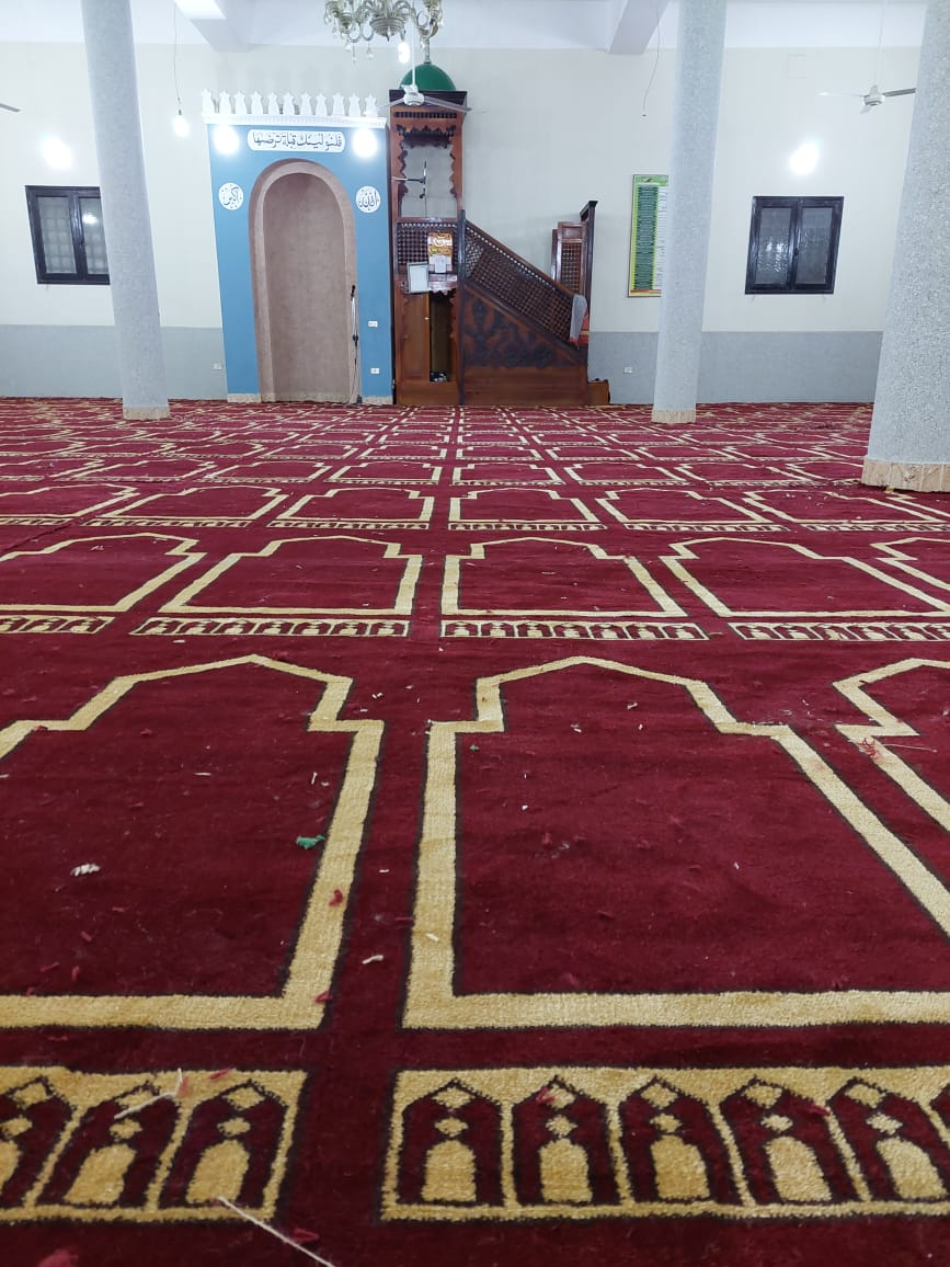 فرش مسجد حسين طايع بعزبة باسيلى بالبعيرات  (1)