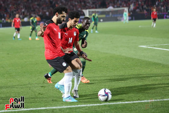 الشوط الثانى من مباراة منتخب مصر والسنغال (5)