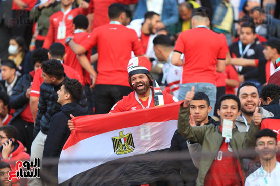 الجماهير المصريه فى مباراة مصر والسنغال (6)