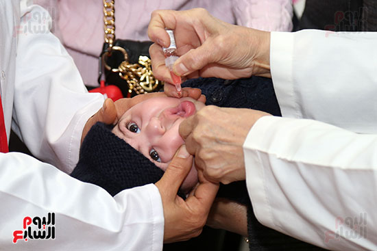  إطلاق الحملة القومية للتطعيم ضد شلل الأطفال حتى 30 مارس الجارى (7)