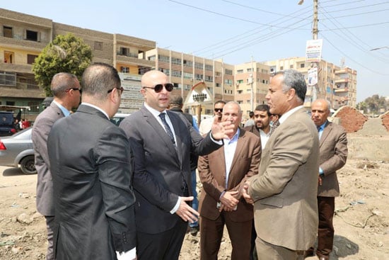 محافظ بنى سويف يتفقد المشروعات الجديدة فى مركز ناصر (2)