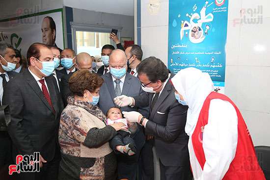  إطلاق الحملة القومية للتطعيم ضد شلل الأطفال حتى 30 مارس الجارى (2)