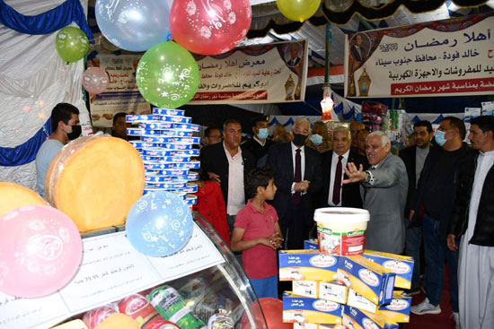 محافظ جنوب سيناء يفتتح معرض أهلا رمضان بشرم الشيخ (12)