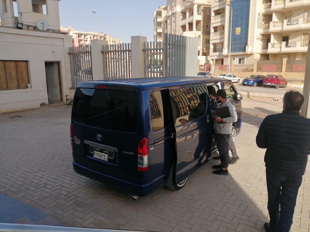 وصول جثمان الفنان عهدي صادق (3)