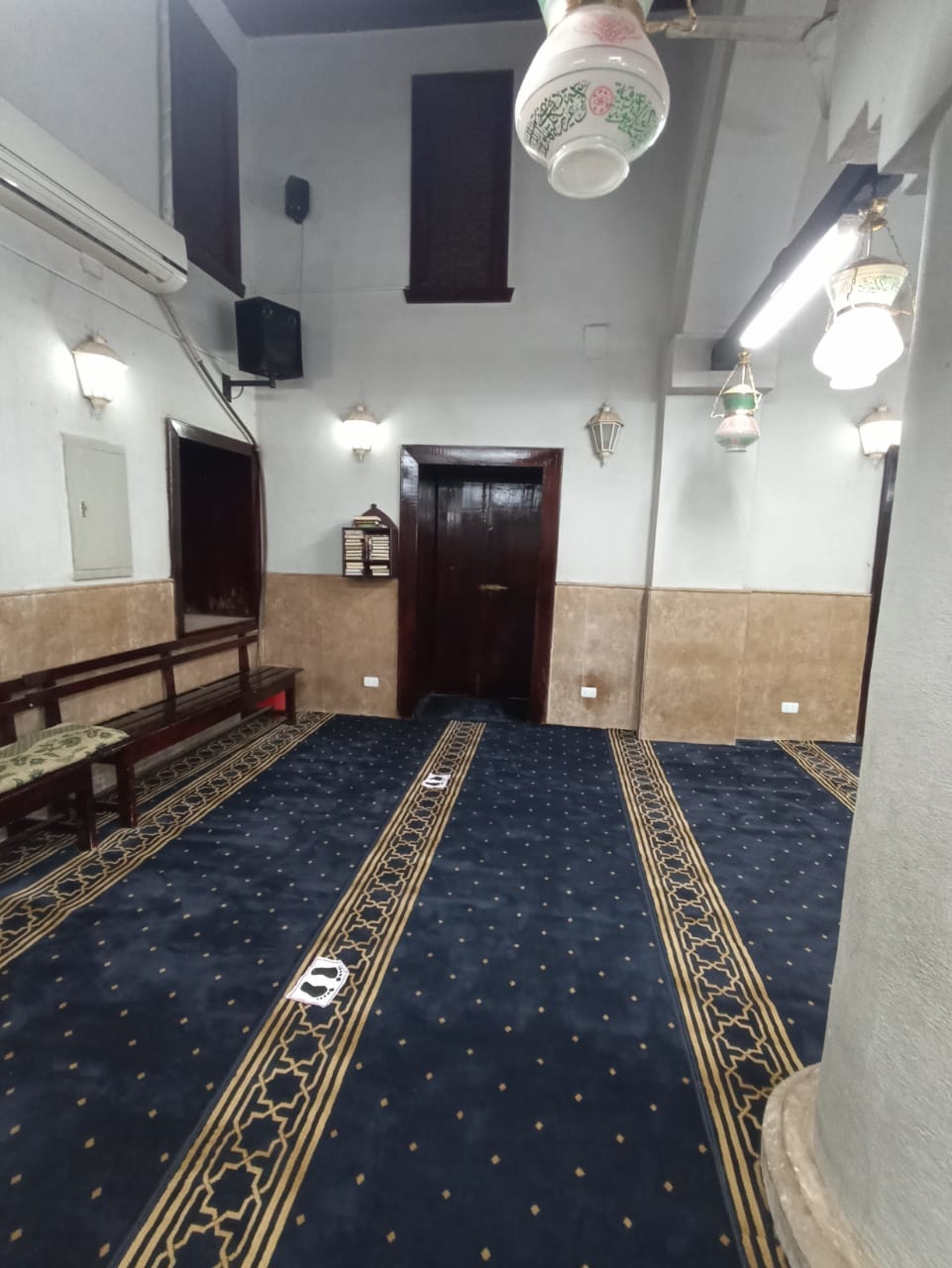 عمليات التجديد داخل مسجد سيدى أبوالحجاج