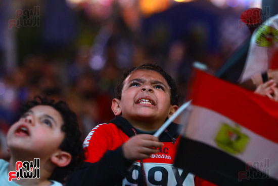 الجماهير تتابع مباراة مصر والسنغال  (35)