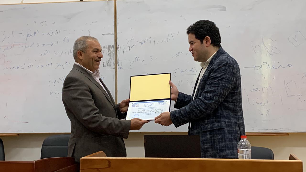 تكريم الزميل محمد طنطاوي في جامعة السويس