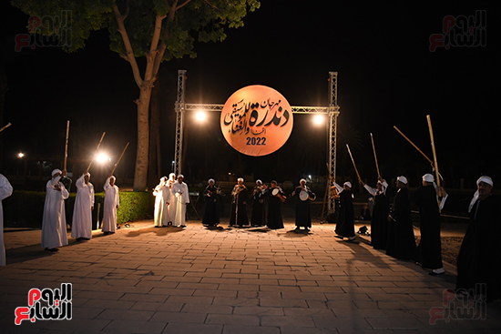 محافظة قنا تعلن حضور 4 آلاف مهرجان دندرة للموسيقى والغناء (1)