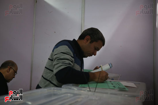 مهندسو مصر يدلون بأصواتهم فى انتخابات النقيب العام ومرشحو الإعادة (6)